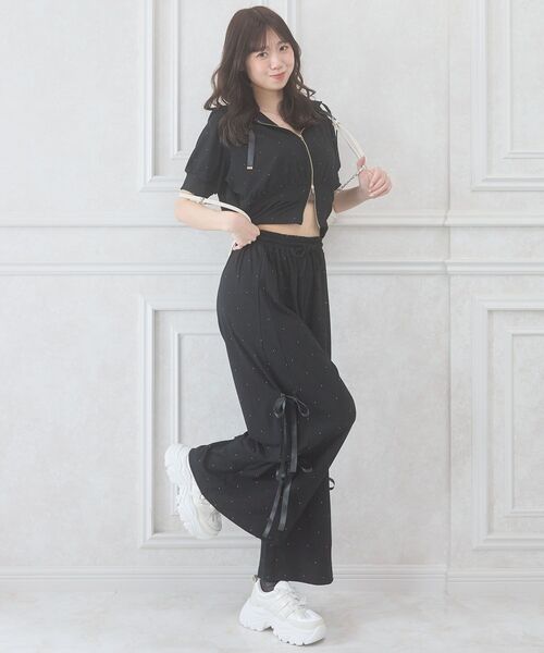 MAJESTIC LEGON（マジェスティックレゴン）の「サイドリボンキラキラロングパンツ（その他パンツ・レディース・グレー/ブラック/ピンクベージュ・MEDIUM）」の19枚目の写真