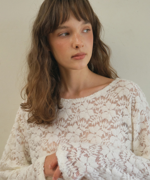 OURNOSTALGIA(アワー ノスタルジア)の「Lace layered t-shirt_Cream(O25-TP17)(Tシャツ/カットソー・レディース・Cream・FREE)」の3枚目の写真