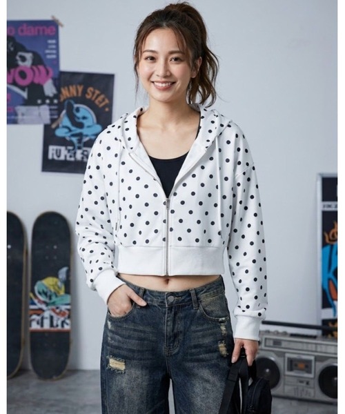 CHEER(チアー)の「【ダブルジップ】ドット柄 ショート丈 ジャージ パーカー フルジップ 水玉柄 クロップド丈 トラックジャケット スポーティー(パーカー・レディース・ホワイト・FREE)」の12枚目の写真