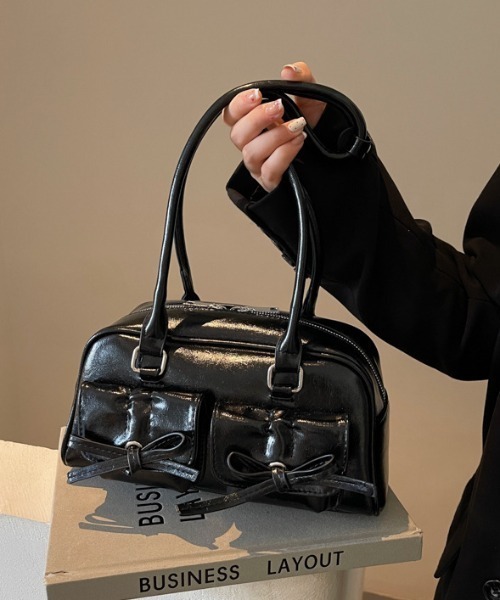 boemy(ボエミー)の「リボンデザイン 2WAYボストンバッグ ダブルポケット(ボストンバッグ・レディース・アイボリー/ピンク/シルバー/ブラウン/バーガンディー/ブラック・FREE)」の13枚目の写真