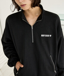 PUBLUX（パブリュクス）の「MARY QUANT × PUBLUX/マリークワント <ユニセックス>別注 裏起毛 配色 ハーフジップ ロゴ スウェット　限定展開（スウェット）」