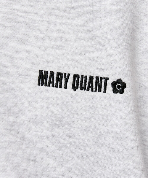 MARY QUANT(マリークワント)の「MARY QUANT × PUBLUX/マリークワント <ユニセックス>別注 裏起毛 配色 ハーフジップ ロゴ スウェット 限定展開(スウェット・メンズ・ブラック/チャコールグレー/ライトグレー・SMALL/MEDIUM/LARGE)」の18枚目の写真