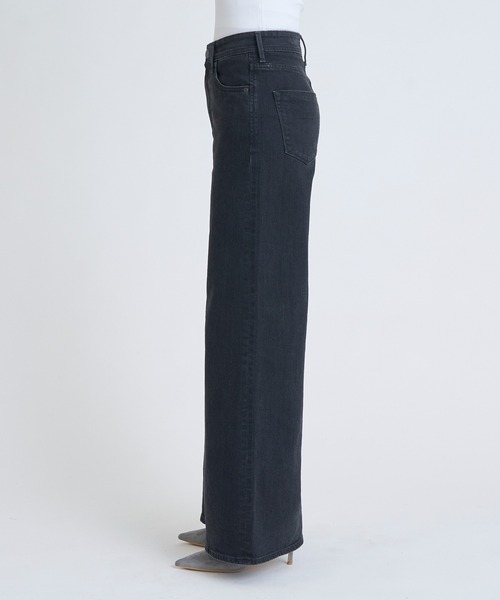 YANUK(ヤヌーク)の「ワイドフレア"LYDIA"(デニムパンツ・レディース・ブラック・26inch/25inch/24inch/23inch/21inch)」の6枚目の写真