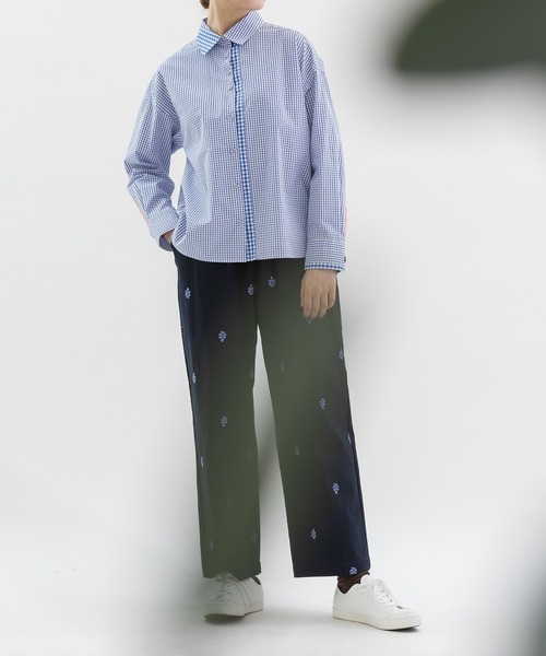 nop de nod（ノップドゥノッド）の「ユーカリ刺繍チノクロス・デニムパンツ（その他パンツ・レディース・ベージュ/ネイビー/インディゴブルー・3）」の4枚目の写真