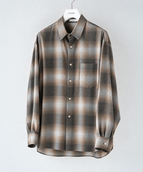 STUDIOUS(ステュディオス)の「【STUDIOUS】Fine Wool Smooth Check Shirts(シャツ/ブラウス・メンズ・ブラウン/ブラック/ベージュ・2/3/1)」の1枚目の写真