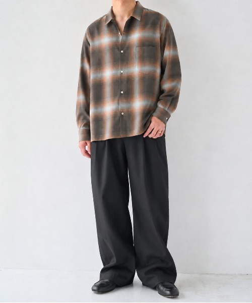STUDIOUS(ステュディオス)の「【STUDIOUS】Fine Wool Smooth Check Shirts(シャツ/ブラウス・メンズ・ブラウン/ブラック/ベージュ・2/3/1)」の15枚目の写真