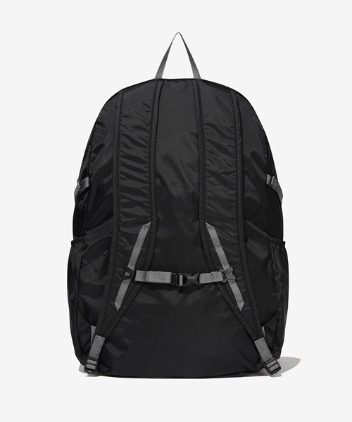 COVERNAT(カバーナット)の「LIGHTWEIGHT BACKPACK(バックパック/リュック・メンズ・ブラック/ブラウン・FREE)」の16枚目の写真