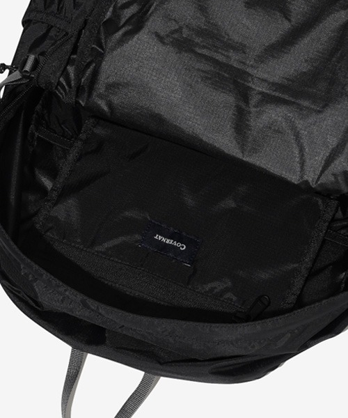 COVERNAT(カバーナット)の「LIGHTWEIGHT BACKPACK(バックパック/リュック・メンズ・ブラック/ブラウン・FREE)」の19枚目の写真