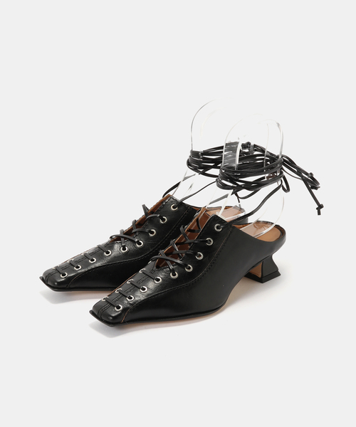 miista(ミスタ)の「Miista/ミスタ Asia New Black Lace Courts(サンダル・レディース・ブラック・37)」の1枚目の写真