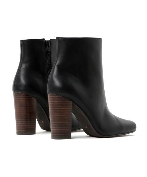 Ungrid（アングリッド）の「スクエアショートブーツ（ブーツ・レディース・ブラック/マルチ/ブラウン・S/M/L）」の6枚目の写真