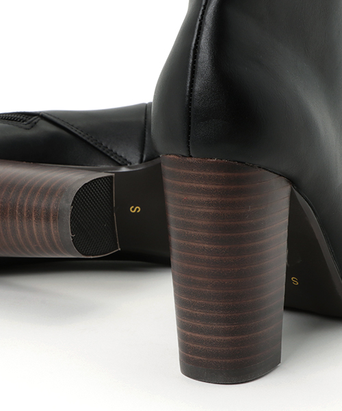 Ungrid（アングリッド）の「スクエアショートブーツ（ブーツ・レディース・ブラック/マルチ/ブラウン・S/M/L）」の11枚目の写真