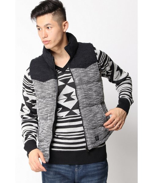 VENCEEXCHANGE（ヴァンスエクスチェンジ）の「リバーシブル中綿ベスト              （ダウンベスト・メンズ・ブラック/グレー・MEDIUM/LARGE）」の2枚目の写真