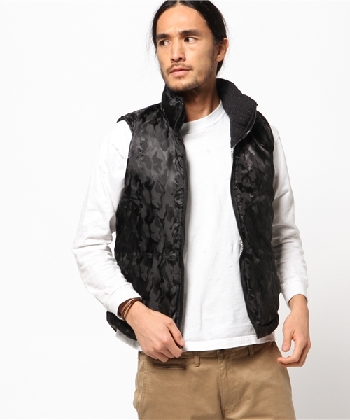 VENCEEXCHANGE（ヴァンスエクスチェンジ）の「リバーシブル中綿ベスト              （ダウンベスト・メンズ・ブラック/グレー・MEDIUM/LARGE）」の10枚目の写真