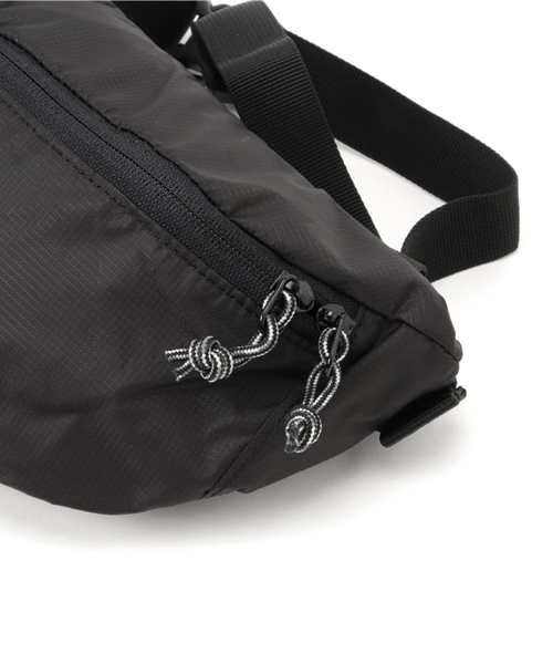 Columbia（コロンビア）の「キャッスルロックヒップバッグ（ボディバッグ/ウエストポーチ・メンズ・グリーン/レッド/ブラック/ネイビー/ダークベージュ/ブルー・ONE SIZE）」の15枚目の写真