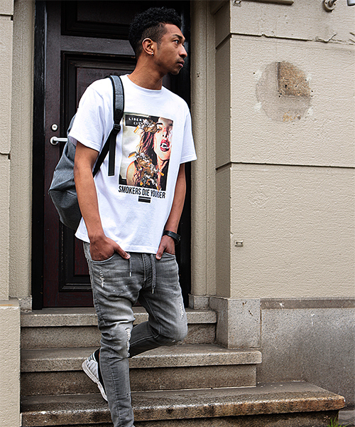 LIBERTY CITY（リバティシティ）の「【LIBERTY CITY/リバティーシティ】[SMOKING DIE YOUNGER] Tシャツ（Tシャツ/カットソー・メンズ・ホワイト/グレー・1/2/3）」の19枚目の写真