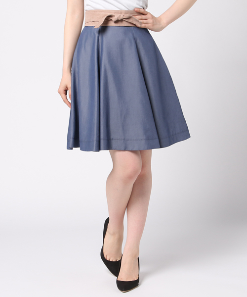 PROPORTION BODY DRESSING（プロポーションボディドレッシング）の「【CanCam7月号掲載】マイクロピーチフレアスカート（スカート・レディース・ブルー/オレンジ/ブルー系その他/ベビーピンク・1/2/3）」の2枚目の写真