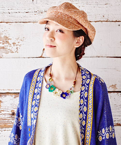 チャイハネ(チャイハネ)の「【チャイハネ】クロッシェレースフラワーネックレス(ネックレス・レディース・パープル/ピンク/ブルー・FREE)」の4枚目の写真