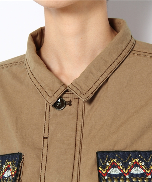 DISCOAT(ディスコート)の「ビジューテープ付ミリタリーコート(ミリタリージャケット・レディース・キャメル/カーキ・フリ-)」の12枚目の写真