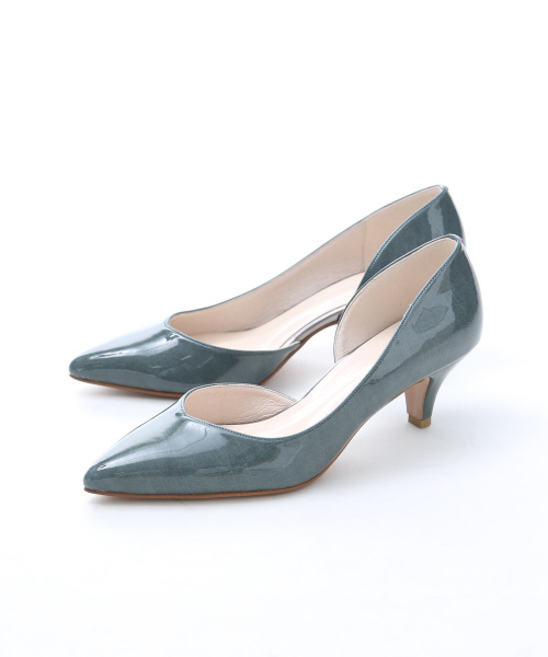 Au BANNISTER（オゥバニスター）の「50mmポインテッドセパレートパンプス（パンプス・レディース・ブラック/ベージュ/イエロー/カーキ・34/35/36/37/38/39/40）」の4枚目の写真