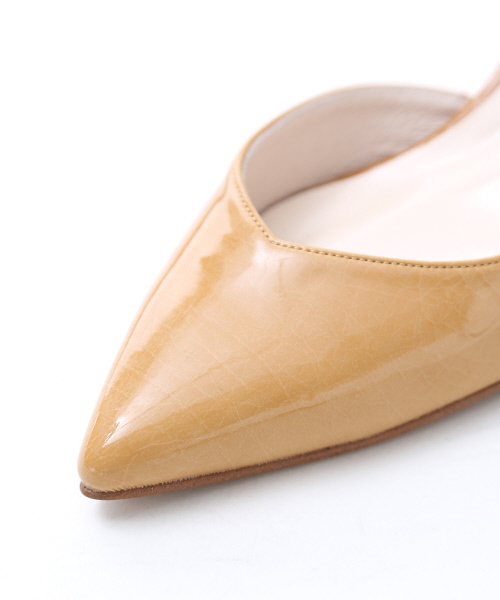 Au BANNISTER（オゥバニスター）の「50mmポインテッドセパレートパンプス（パンプス・レディース・ブラック/ベージュ/イエロー/カーキ・34/35/36/37/38/39/40）」の9枚目の写真
