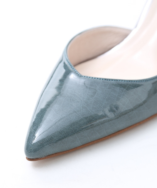 Au BANNISTER（オゥバニスター）の「50mmポインテッドセパレートパンプス（パンプス・レディース・ブラック/ベージュ/イエロー/カーキ・34/35/36/37/38/39/40）」の7枚目の写真