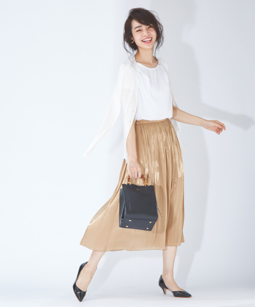 Au BANNISTER（オゥバニスター）の「50mmポインテッドセパレートパンプス（パンプス・レディース・ブラック/ベージュ/イエロー/カーキ・34/35/36/37/38/39/40）」の13枚目の写真