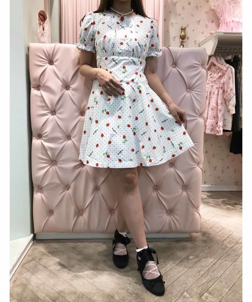 【値下げ】Rose marie seoir 苺柄ドレススカート Rose marie seoir 苺柄ドレススカート