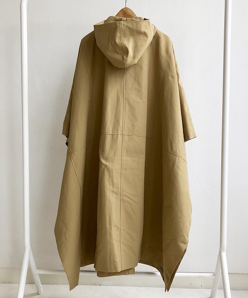TODAYFUL（トゥデイフル）の「ナイロンポンチョコート（ポンチョ