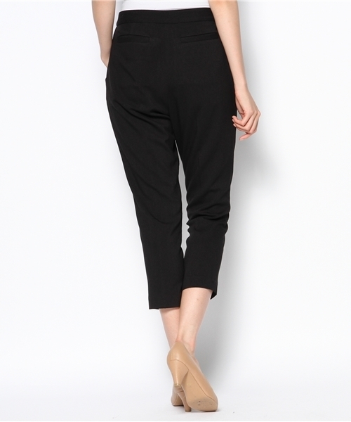 Soareak（ソアリーク）の「タックテーパードパンツ（スラックス・レディース・ブラック/グレー/オレンジ・SMALL/MEDIUM）」の5枚目の写真