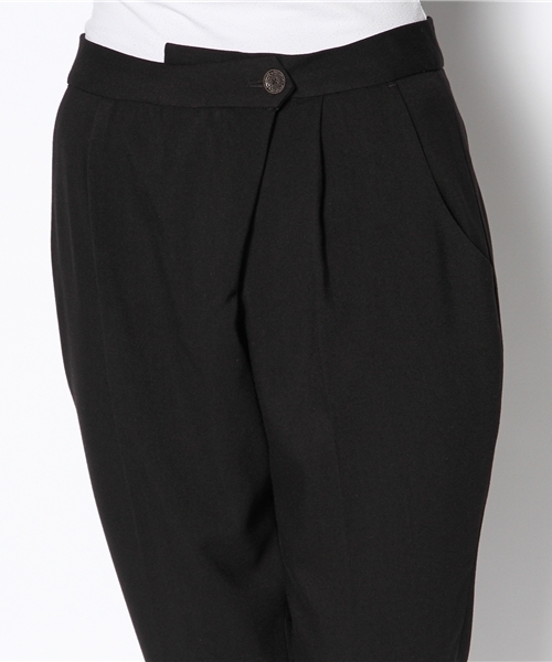 Soareak（ソアリーク）の「タックテーパードパンツ（スラックス・レディース・ブラック/グレー/オレンジ・SMALL/MEDIUM）」の6枚目の写真