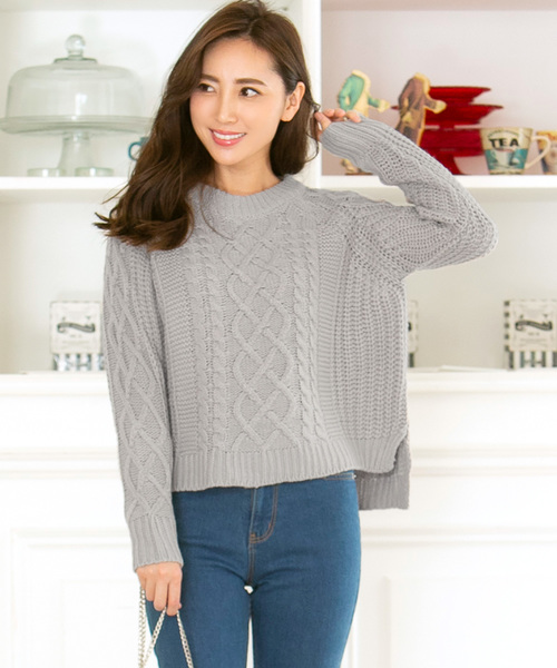 KOBE LETTUCE（コウベレタス）の「Uネックケーブル編みニットプルオーバー＊レディース/トップス/セーター[C3571]神戸レタス（ニット/セーター・レディース・ネイビー/グレー/レッド/アイボリー・FREE）」の3枚目の写真