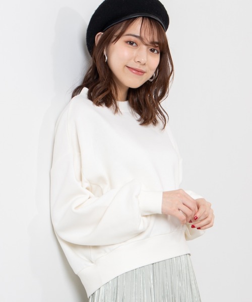 WEGO（ウィゴー）の「WEGO/カラービッグシルエットショートスウェット（スウェット・レディース・ブルー/ベージュ/ホワイト/イエロー・FREE）」の3枚目の写真