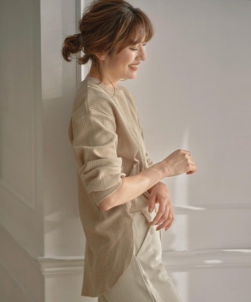 KOBE LETTUCE（コウベレタス）の「バックボタンランダムワッフルチュニック（チュニック・レディース・ベージュ/カーキ/ピンク/アイボリー/モカ・FREE）」の3枚目の写真