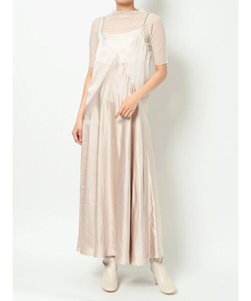 MERCURYDUO（マーキュリーデュオ）の「マーメイドフレアキャミワンピース（ワンピース・レディース・ベージュ/ブラウン/ブルー・FREE）」の2枚目の写真