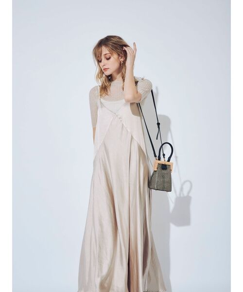 MERCURYDUO（マーキュリーデュオ）の「マーメイドフレアキャミワンピース（ワンピース・レディース・ベージュ/ブラウン/ブルー・FREE）」の17枚目の写真