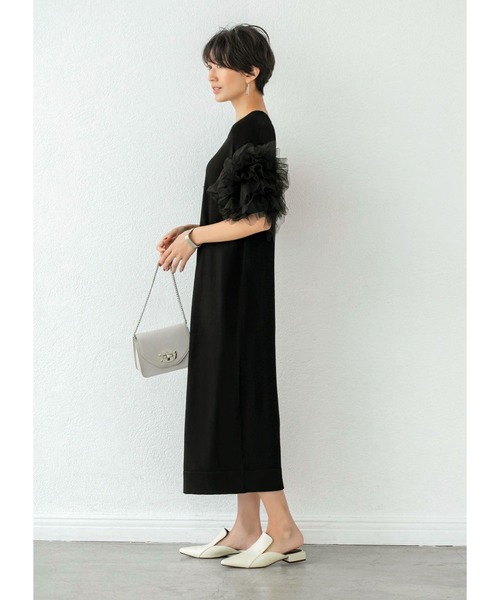 STYLE DELI(スタイルデリ)の「ボリュームチュール袖ロングニットワンピース(ワンピース・レディース・ブラック/グリーン・01/02)」の8枚目の写真