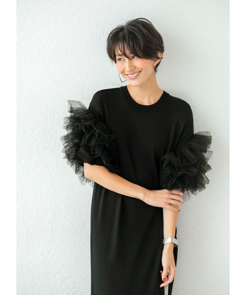 STYLE DELI(スタイルデリ)の「ボリュームチュール袖ロングニットワンピース(ワンピース・レディース・ブラック/グリーン・01/02)」の17枚目の写真