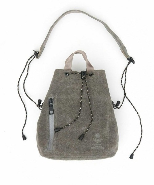 AS2OV(アッソブ)の「AS2OV (アッソブ) WATER PROOF SUEDE DRAWSTRING BAG / 巾着 バッグ(ショルダーバッグ・メンズ・ブラック/ネイビー/カーキ/マスタード/ワインレッド/チョコ/ターコイズブルー/グレー/オレンジ/キャメル・FREE)」の2枚目の写真