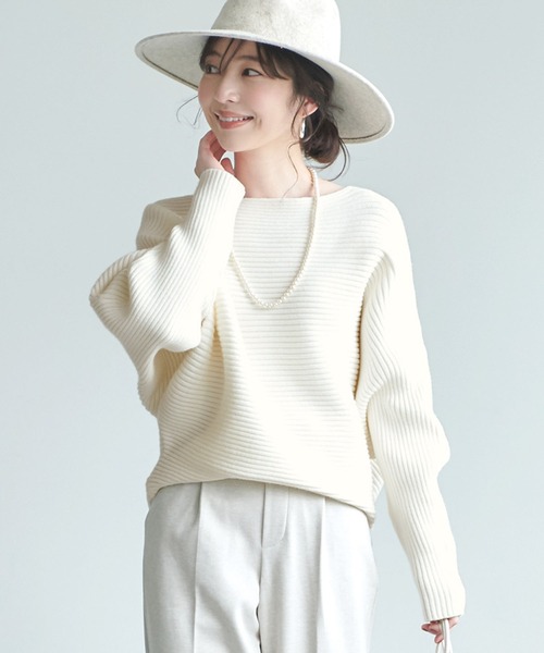 coca(coca)(コカ)の「極厚ドルマンクルーネックニット(ニット/セーター・レディース・ブラック/ベージュ/アイボリー・ONE SIZE)」の2枚目の写真