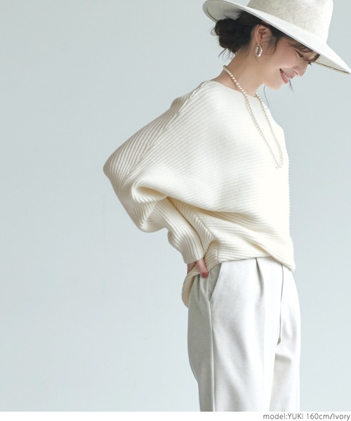 coca(coca)(コカ)の「極厚ドルマンクルーネックニット(ニット/セーター・レディース・ブラック/ベージュ/アイボリー・ONE SIZE)」の12枚目の写真