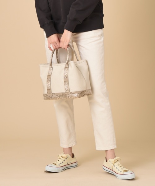 INTERPLANET(インタープラネット)の「撥水加工キャンバストートBAG(トートバッグ・レディース・ベージュ/ブラック/ベージュ系その他・フリー)」の14枚目の写真