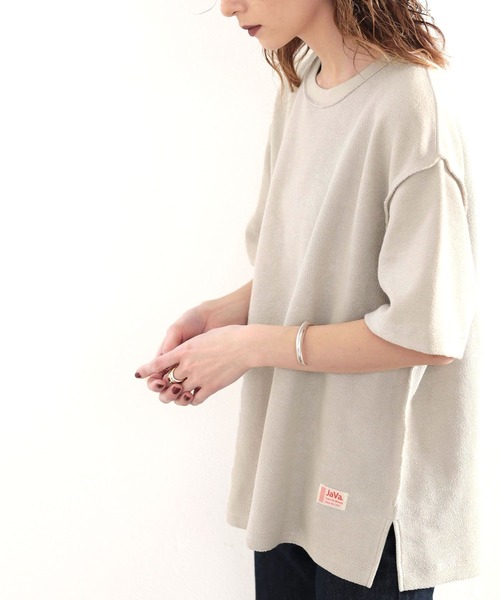 Java(ジャバ)の「《JaVaジャバ コラボ》ふわり滑らか♪USAコットンパイル地Tシャツ(Tシャツ/カットソー・レディース・グレイッシュベージュ/ホワイト/ブラック/グレー・LARGE/X-LARGE/MEDIUM)」の17枚目の写真