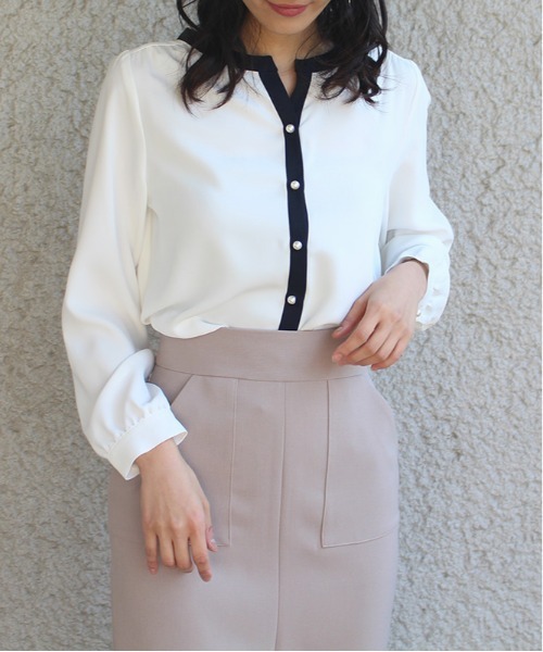 TRUDEA(トルディア)の「配色パールボタンスキッパーブラウス(シャツ/ブラウス・レディース・ミント/ベージュ/ホワイト/ネイビー・MEDIUM/LARGE)」の2枚目の写真