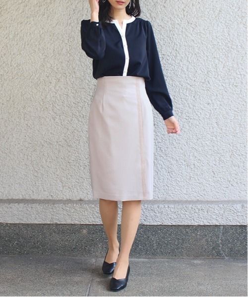 TRUDEA(トルディア)の「配色パールボタンスキッパーブラウス(シャツ/ブラウス・レディース・ミント/ベージュ/ホワイト/ネイビー・MEDIUM/LARGE)」の14枚目の写真