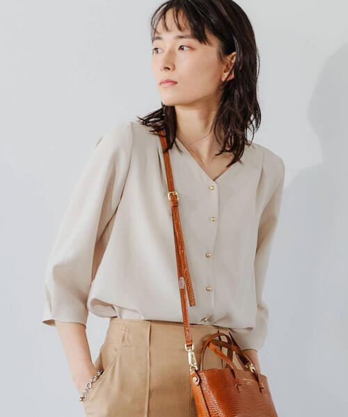 green label relaxing（グリーンレーベルリラクシング）の「CS SY ツイル Vネック ブラウス（シャツ/ブラウス・レディース・ライトブルー/オリーブ/ナチュラル・FREE）」の2枚目の写真