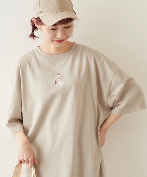 timecapsule（タイムカプセル）の「【timecapsule】「パフェと女の子」プリント刺繍入り半袖ビッグTシャツ（Tシャツ/カットソー・レディース・ホワイト/ミント/ベージュ系その他/ライトベージュ・FREE）」の3枚目の写真
