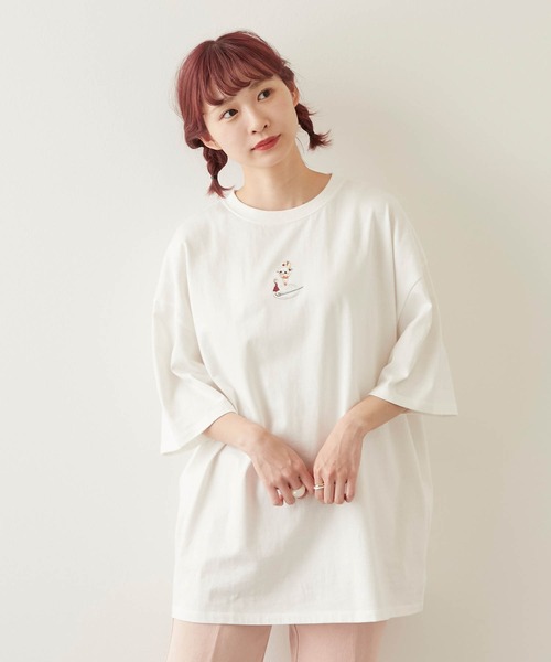 timecapsule（タイムカプセル）の「【timecapsule】「パフェと女の子」プリント刺繍入り半袖ビッグTシャツ（Tシャツ/カットソー・レディース・ホワイト/ミント/ベージュ系その他/ライトベージュ・FREE）」の7枚目の写真