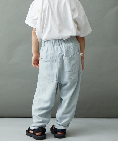 ＆yam（アンドヤム）の「リネンレーヨン テーパードイージーパンツ（その他パンツ・キッズ・ブラック/ベージュ/グリーン/パープル/グレー・130-140cm/140-150cm/150-160cm/120-130cm/110-120cm）」の12枚目の写真