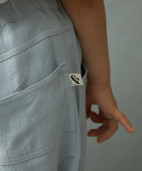 ＆yam（アンドヤム）の「リネンレーヨン テーパードイージーパンツ（その他パンツ・キッズ・ブラック/ベージュ/グリーン/パープル/グレー・130-140cm/140-150cm/150-160cm/120-130cm/110-120cm）」の13枚目の写真