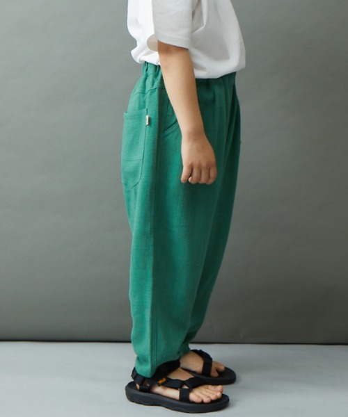 ＆yam（アンドヤム）の「リネンレーヨン テーパードイージーパンツ（その他パンツ・キッズ・ブラック/ベージュ/グリーン/パープル/グレー・130-140cm/140-150cm/150-160cm/120-130cm/110-120cm）」の20枚目の写真